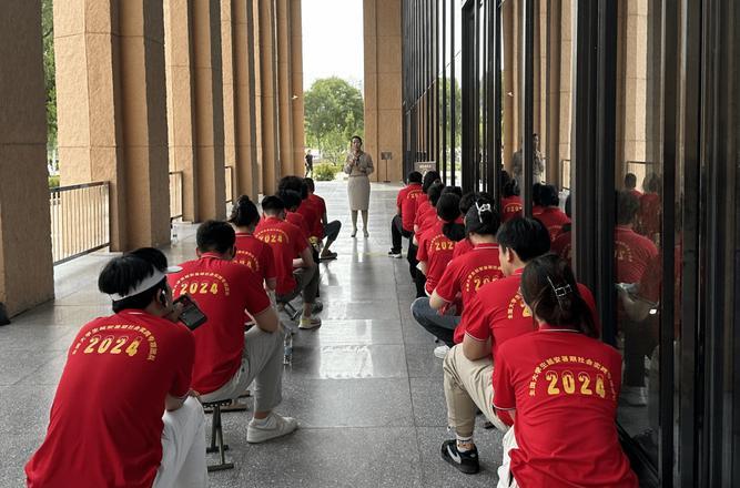 延安引領(lǐng)紅色文化培訓(xùn)_延安干部紅色培訓(xùn)_培訓(xùn)延安干部紅色精神心得