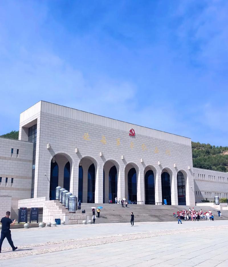 延安紅色教育基地門票多少錢_培訓(xùn)延安紅色基地地址及電話_延安紅色培訓(xùn)基地地址