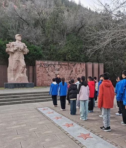 延安紅色教育培訓(xùn)_培訓(xùn)延安紅色教育活動方案_延安開展紅色教育