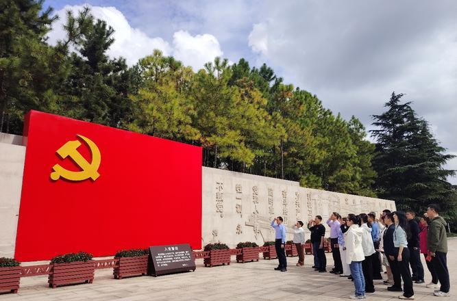 延安紅色培訓(xùn)中心_延安紅色培訓(xùn)基地在哪里_延安紅色教育基地介紹稿
