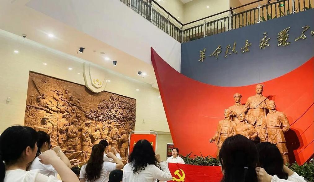延安紅色培訓(xùn)_延安紅色培訓(xùn)圖片_延安紅色教育培訓(xùn)機(jī)構(gòu)
