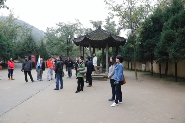 上海海事大學首期海歸青年教師延安紅色培訓班楊家?guī)X革命舊址